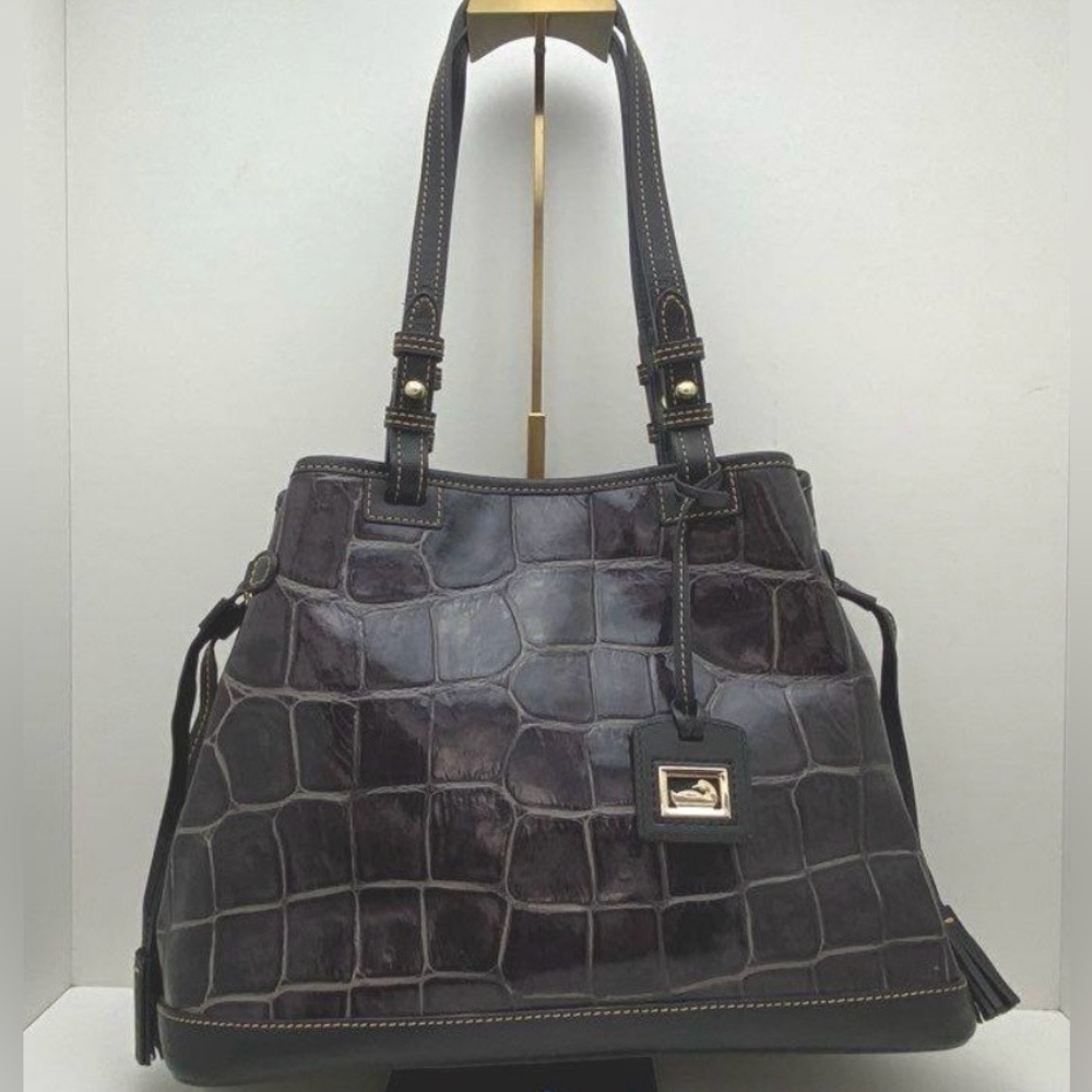 NWOT Genuine vtg DOONEY & BOURKE Croco Eggplant leather double strap tassel bag